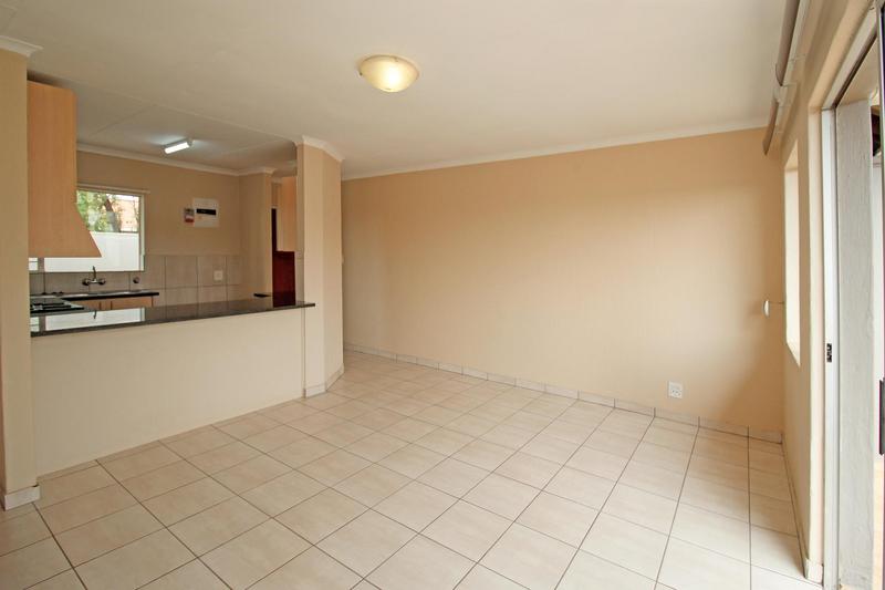 To Let 2 Bedroom Property for Rent in Sundowner Gauteng