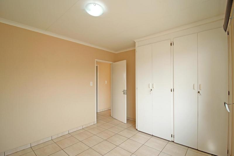 To Let 2 Bedroom Property for Rent in Sundowner Gauteng