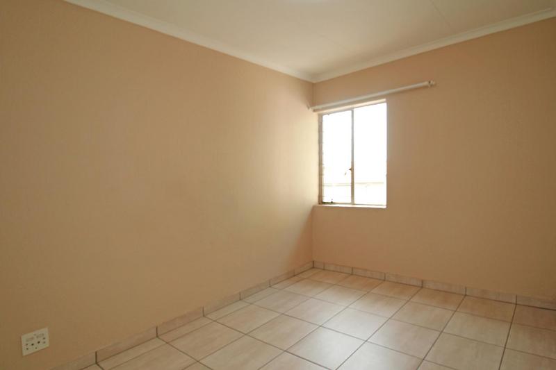 To Let 2 Bedroom Property for Rent in Sundowner Gauteng