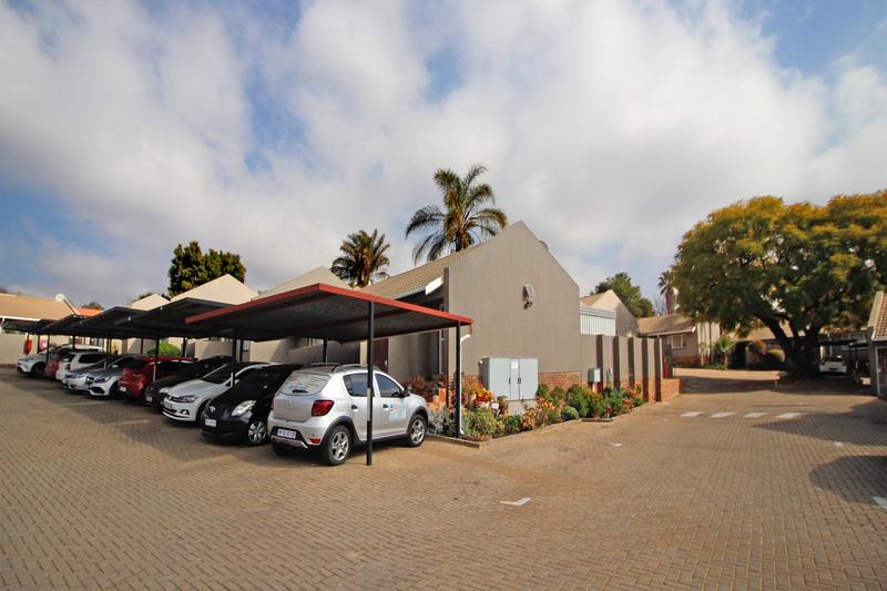 To Let 2 Bedroom Property for Rent in Sundowner Gauteng