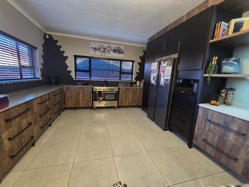 4 Bedroom Property for Sale in Edelweiss Gauteng