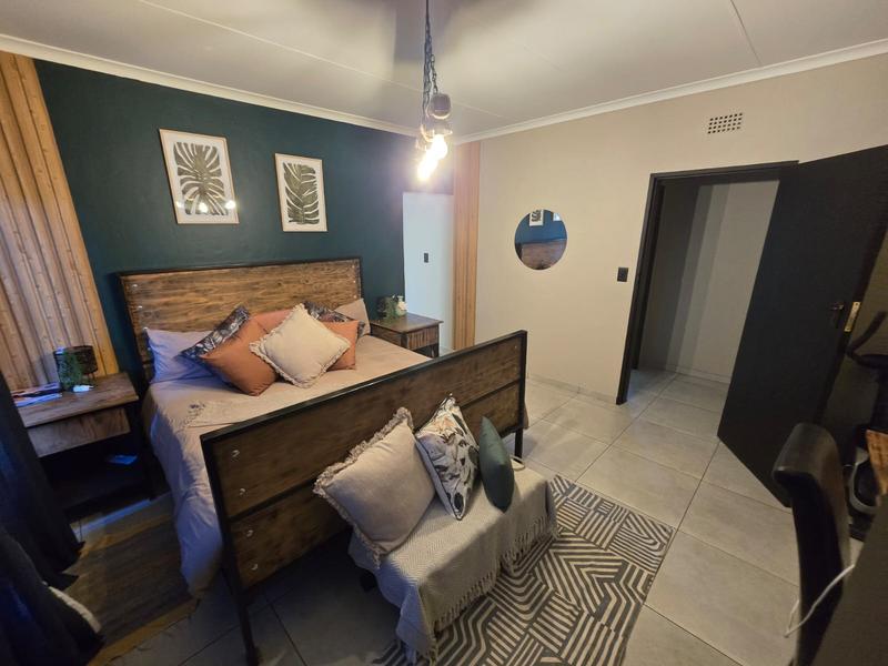 4 Bedroom Property for Sale in Edelweiss Gauteng