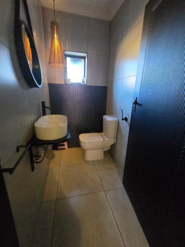 4 Bedroom Property for Sale in Edelweiss Gauteng