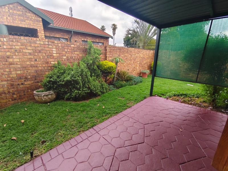 2 Bedroom Property for Sale in Montana Gauteng