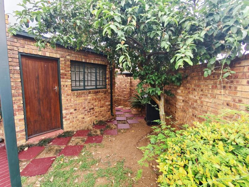 2 Bedroom Property for Sale in Montana Gauteng