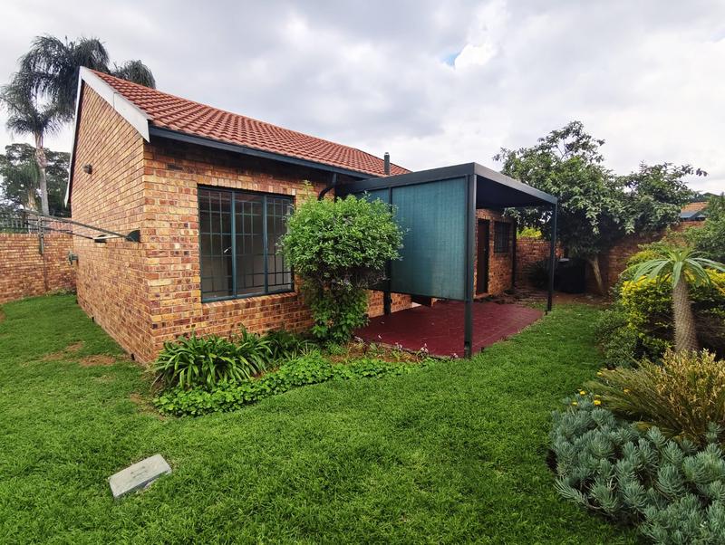2 Bedroom Property for Sale in Montana Gauteng