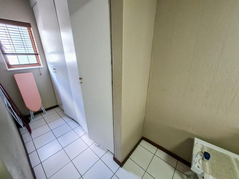 1 Bedroom Property for Sale in Morningside Gauteng
