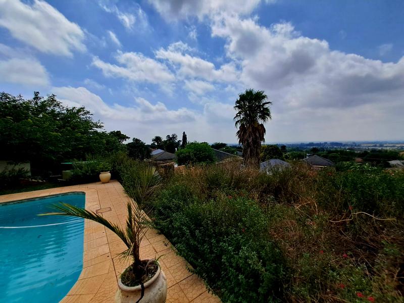 3 Bedroom Property for Sale in Primrose Gauteng