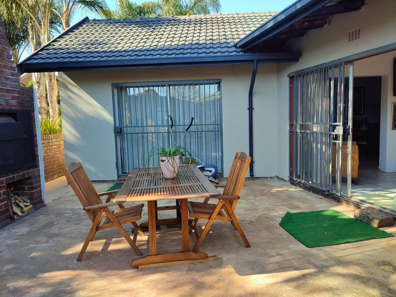 3 Bedroom Property for Sale in Van Riebeeck Park Gauteng