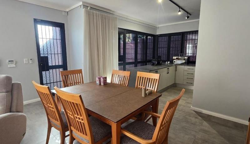 To Let 3 Bedroom Property for Rent in Ashlea Gardens Gauteng