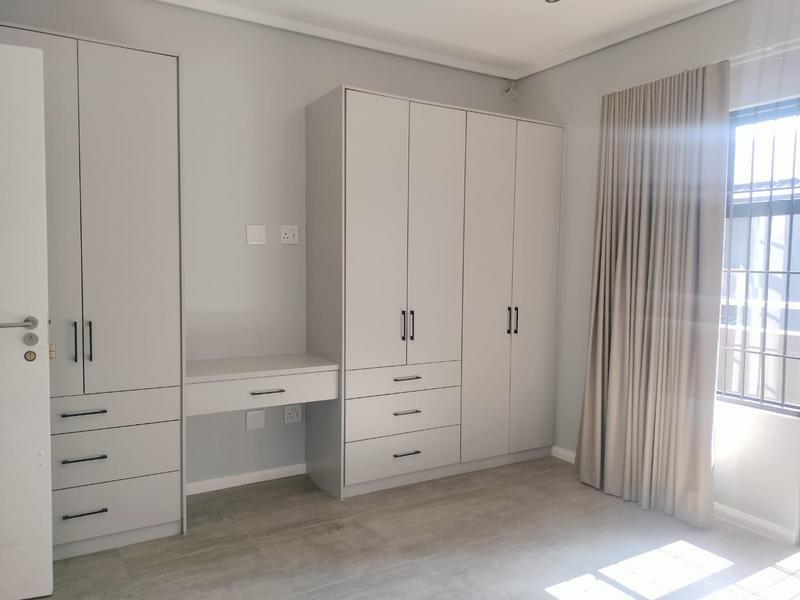 To Let 3 Bedroom Property for Rent in Ashlea Gardens Gauteng