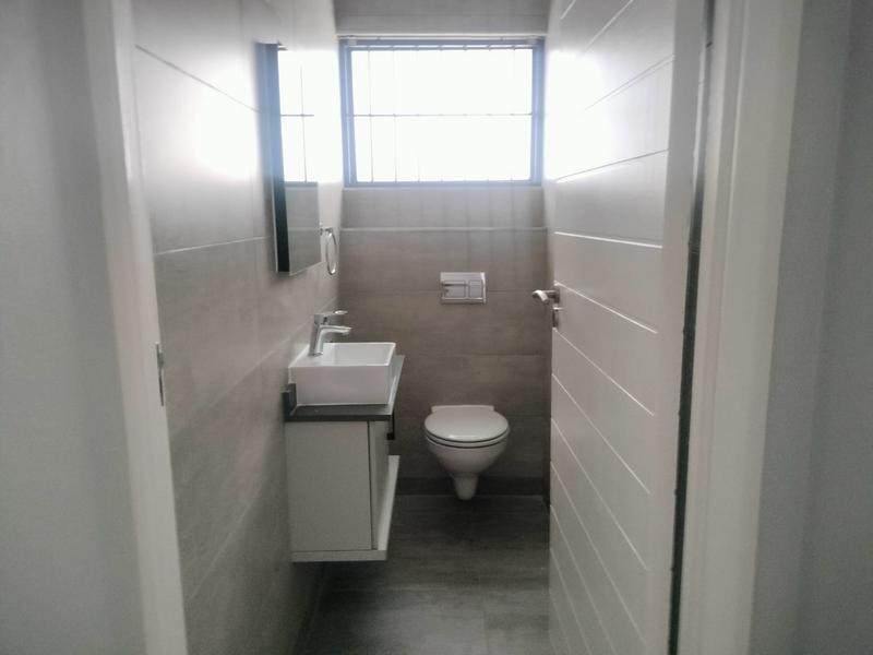 To Let 3 Bedroom Property for Rent in Ashlea Gardens Gauteng