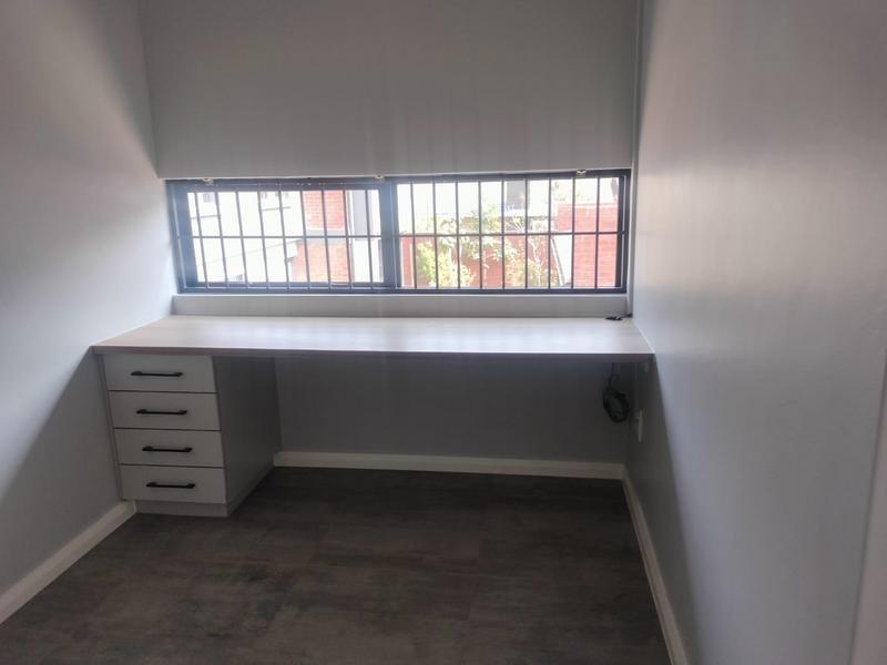 To Let 3 Bedroom Property for Rent in Ashlea Gardens Gauteng