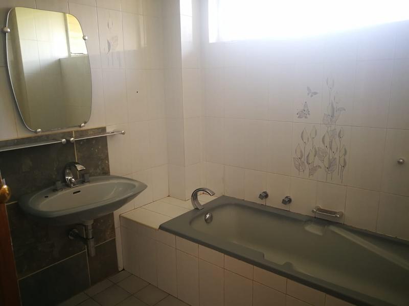 To Let 3 Bedroom Property for Rent in Waterkloof Ridge Gauteng