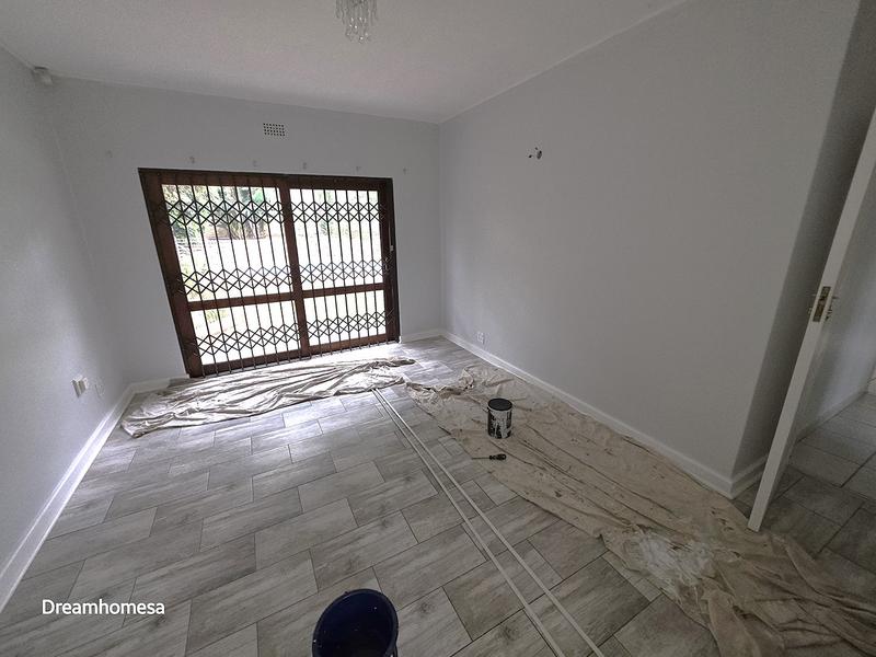 To Let 5 Bedroom Property for Rent in Parkmore Gauteng