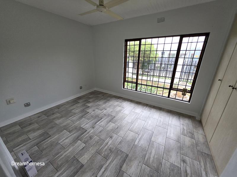 To Let 5 Bedroom Property for Rent in Parkmore Gauteng