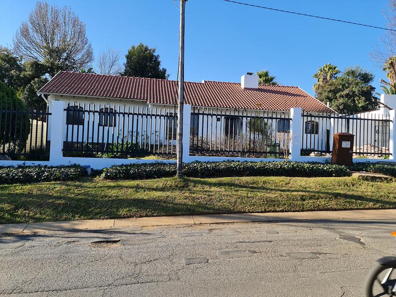 To Let 5 Bedroom Property for Rent in Parkmore Gauteng