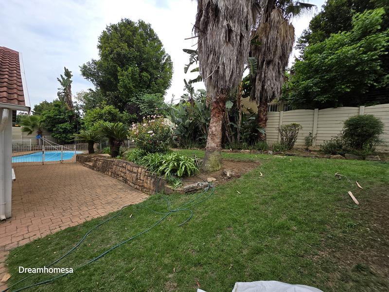 To Let 5 Bedroom Property for Rent in Parkmore Gauteng