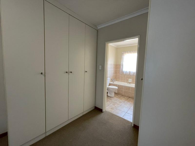 2 Bedroom Property for Sale in Montana Gauteng