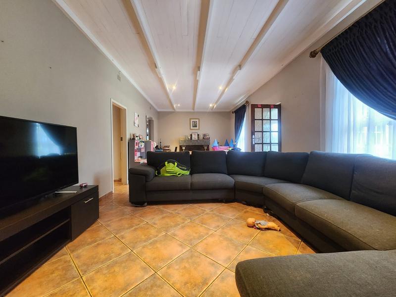 3 Bedroom Property for Sale in Brackenhurst Gauteng