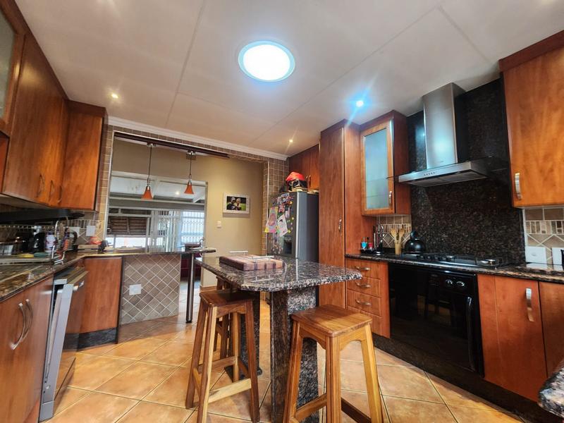 3 Bedroom Property for Sale in Brackenhurst Gauteng