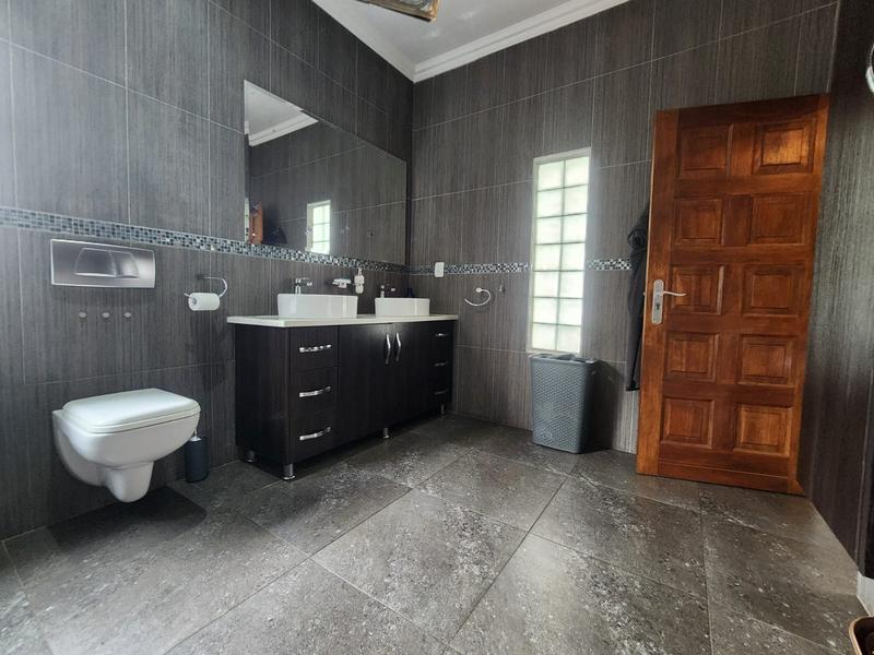 3 Bedroom Property for Sale in Brackenhurst Gauteng