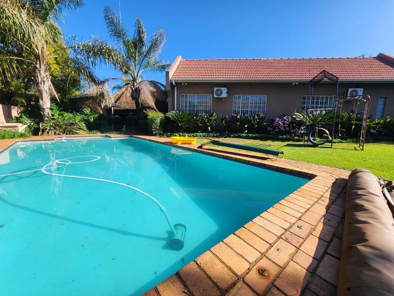 3 Bedroom Property for Sale in Brackenhurst Gauteng