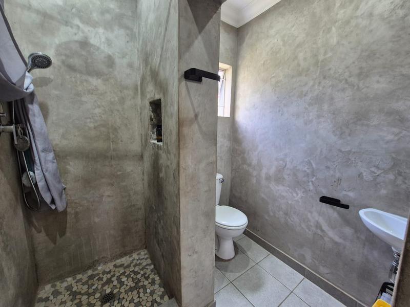 4 Bedroom Property for Sale in General Albertspark Gauteng