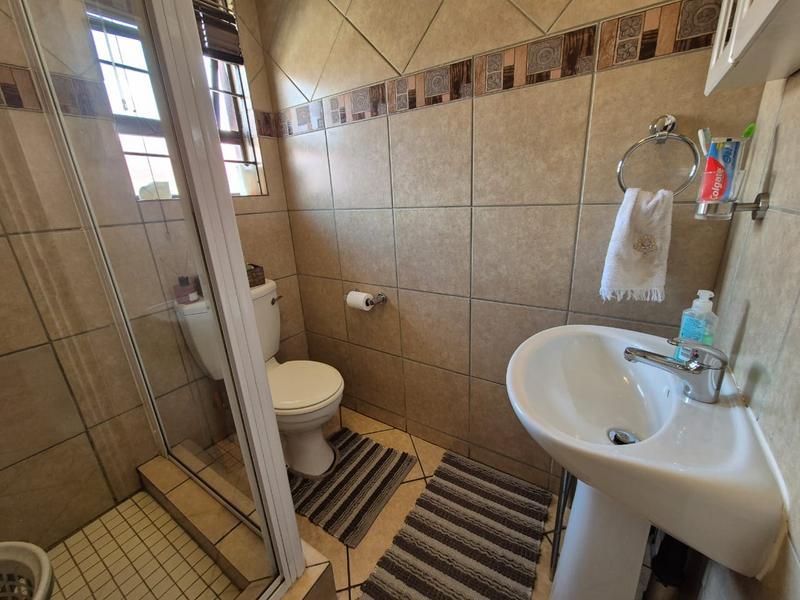 3 Bedroom Property for Sale in New Market Gauteng