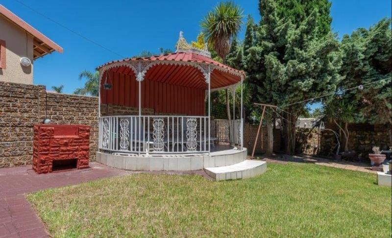 4 Bedroom Property for Sale in Winchester Hills Gauteng