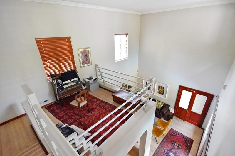 4 Bedroom Property for Sale in Benmore Gardens Gauteng