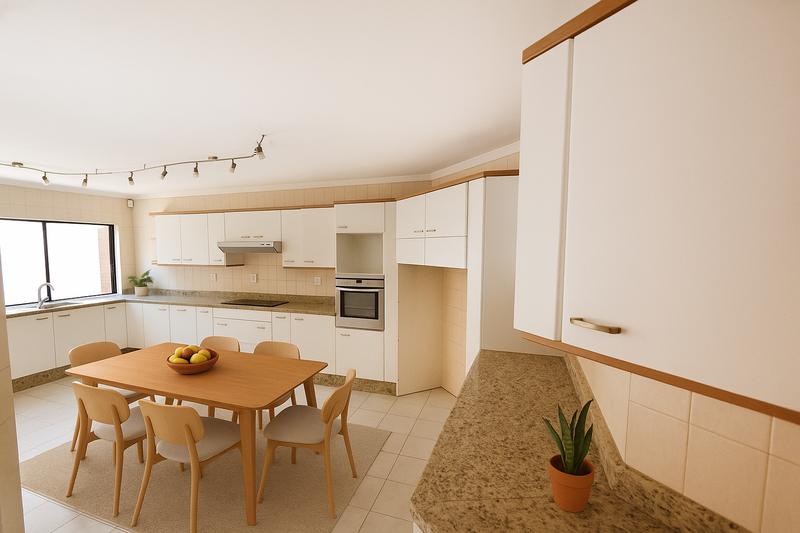 4 Bedroom Property for Sale in Benmore Gardens Gauteng