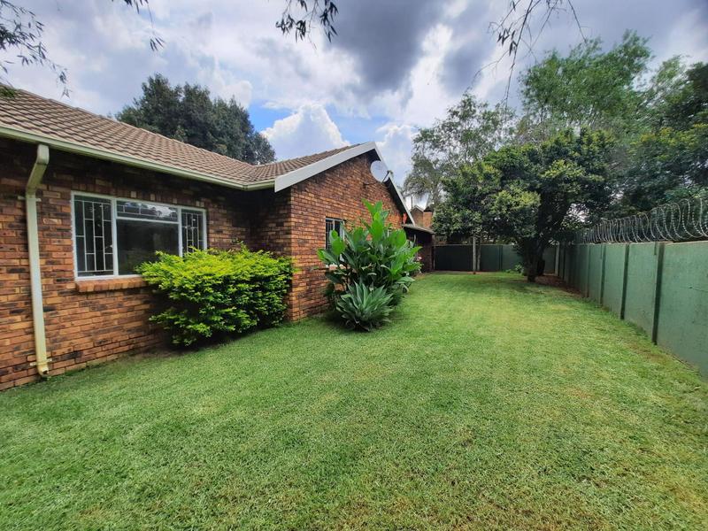 To Let 3 Bedroom Property for Rent in Erasmuskloof Gauteng