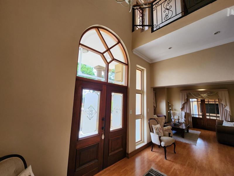 5 Bedroom Property for Sale in Moreleta Park Gauteng