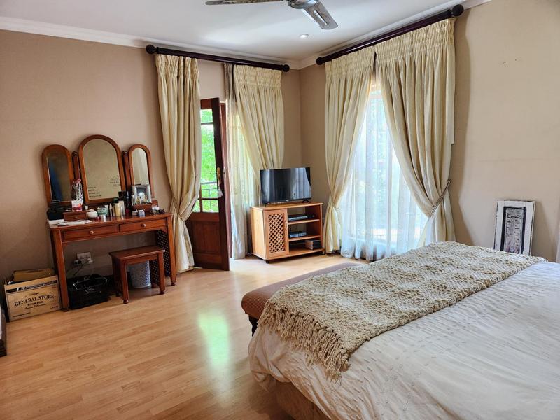 5 Bedroom Property for Sale in Moreleta Park Gauteng