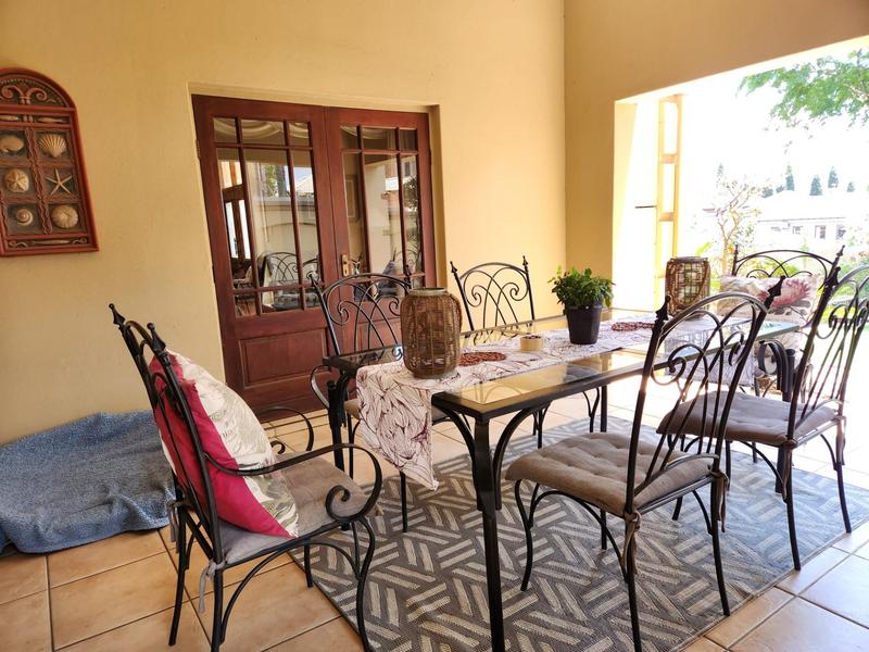 5 Bedroom Property for Sale in Moreleta Park Gauteng