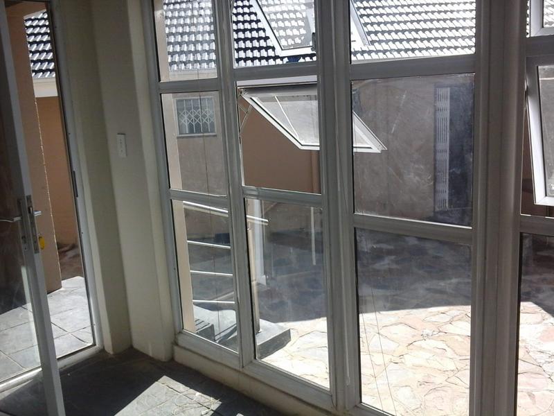 To Let 1 Bedroom Property for Rent in Risidale Gauteng