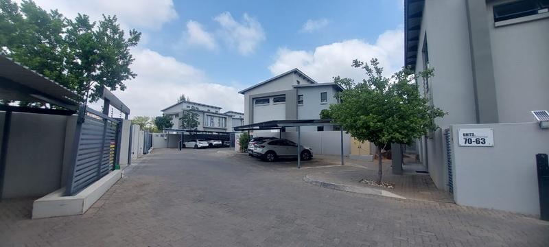 To Let 2 Bedroom Property for Rent in Equestria Gauteng