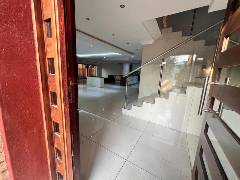 To Let 4 Bedroom Property for Rent in Raslouw Gardens Gauteng
