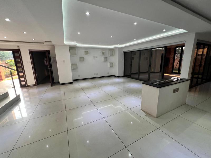 To Let 4 Bedroom Property for Rent in Raslouw Gardens Gauteng