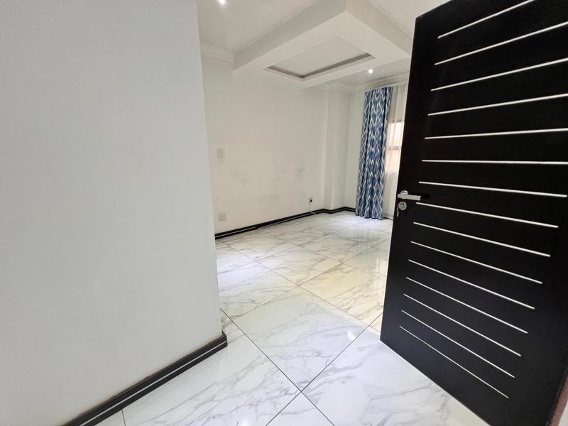 To Let 4 Bedroom Property for Rent in Raslouw Gardens Gauteng