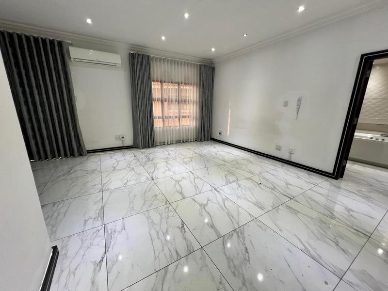 To Let 4 Bedroom Property for Rent in Raslouw Gardens Gauteng