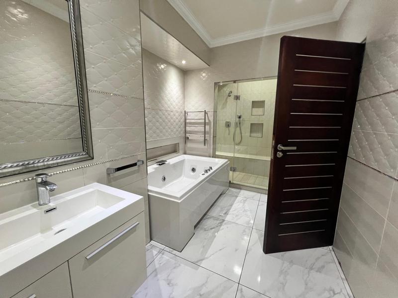 To Let 4 Bedroom Property for Rent in Raslouw Gardens Gauteng