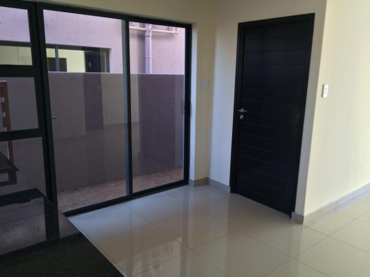 To Let 2 Bedroom Property for Rent in Eldo Lakes Estate Gauteng