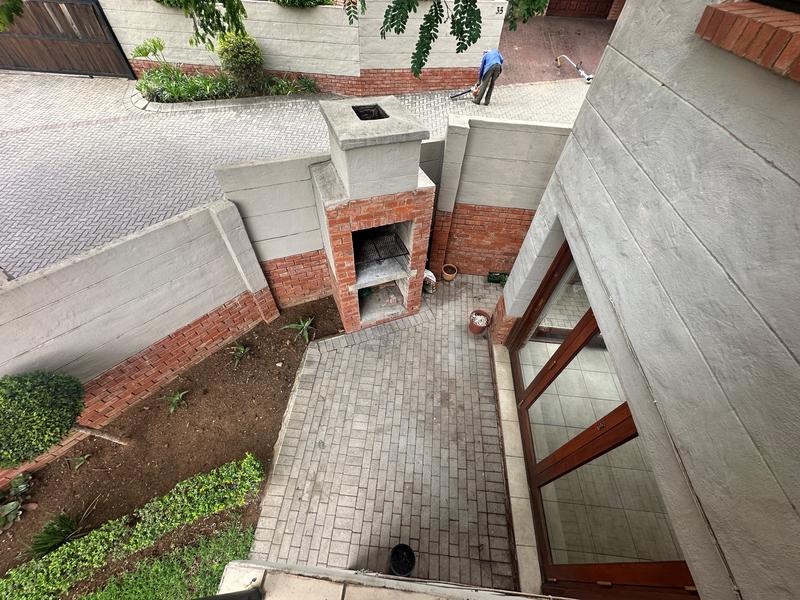 4 Bedroom Property for Sale in Equestria Gauteng