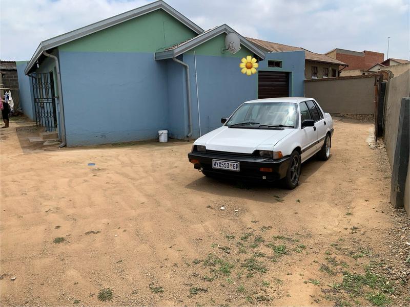 2 Bedroom Property for Sale in Tembisa Gauteng