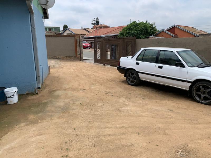 2 Bedroom Property for Sale in Tembisa Gauteng