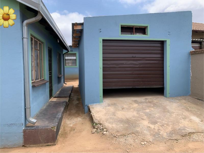 2 Bedroom Property for Sale in Tembisa Gauteng