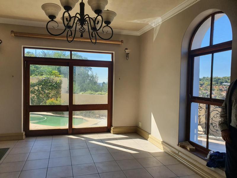 To Let 4 Bedroom Property for Rent in Waterkloof Ridge Gauteng