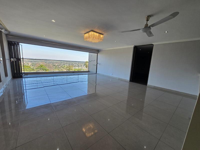 8 Bedroom Property for Sale in Waterkloof Ridge Gauteng